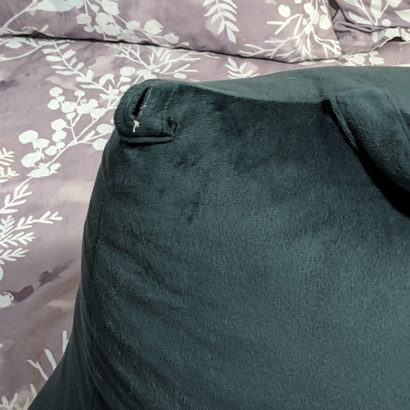 Reading Pillow - Picture 3 of 3